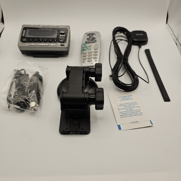 Sirius Streamer GT - New in Box. - Picture 2 of 7